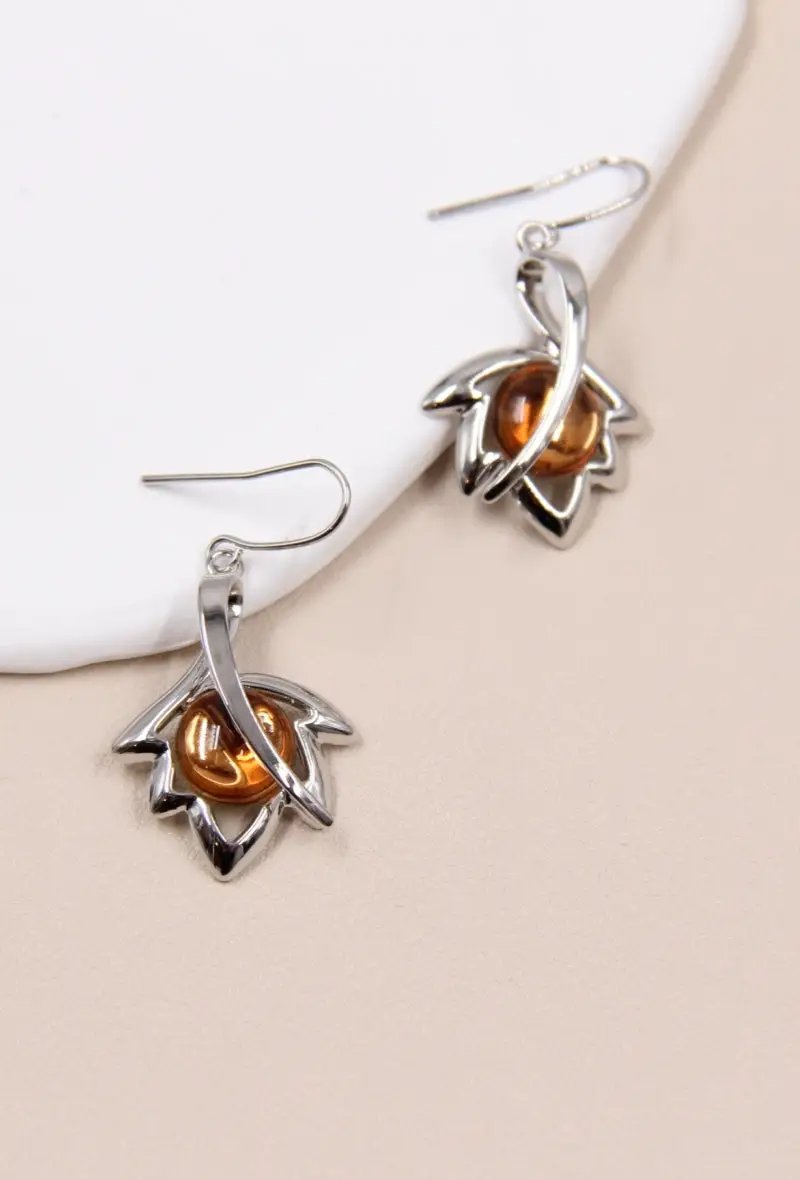 crystal flower ear clip