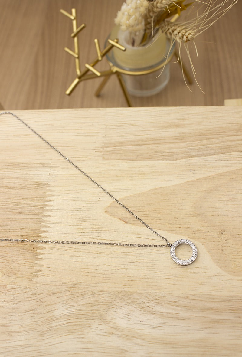 Minimalist Circle Necklace